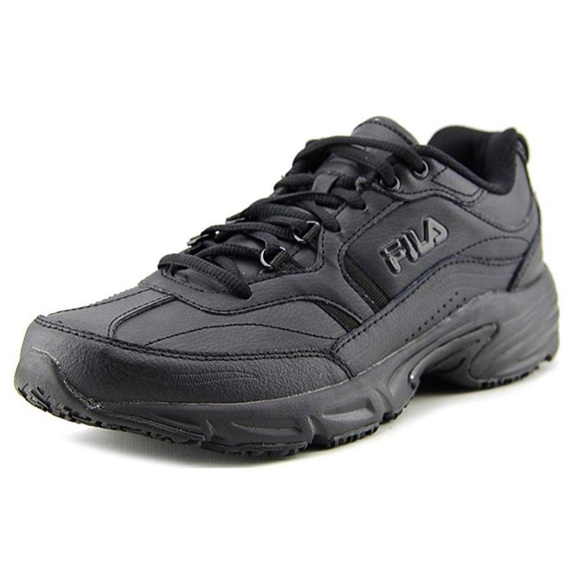 fila women's slip resistant shoes